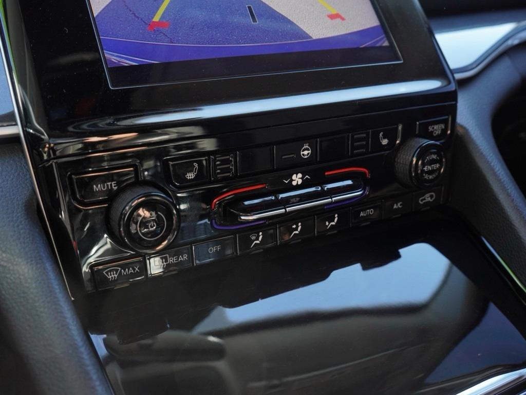 used 2022 Jeep Grand Cherokee car, priced at $26,570