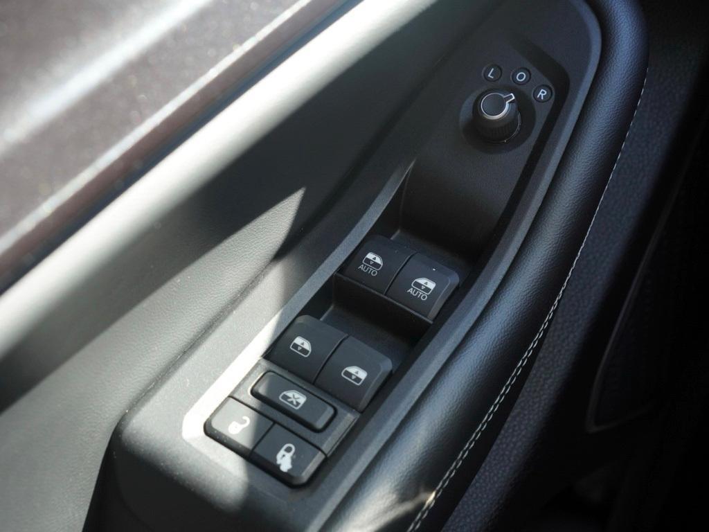 used 2022 Jeep Grand Cherokee car, priced at $26,570