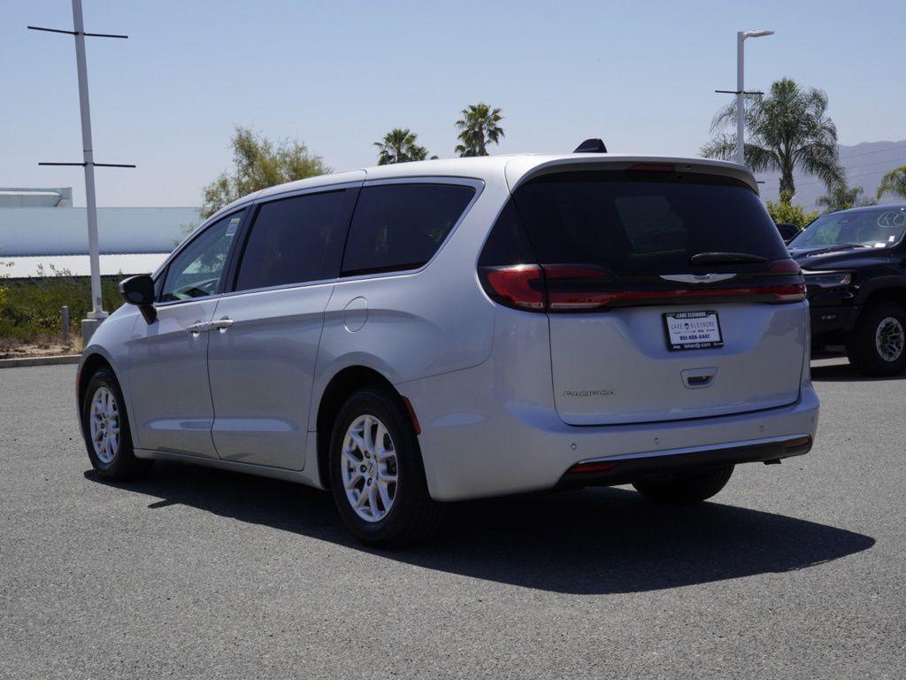 used 2023 Chrysler Pacifica car, priced at $21,207