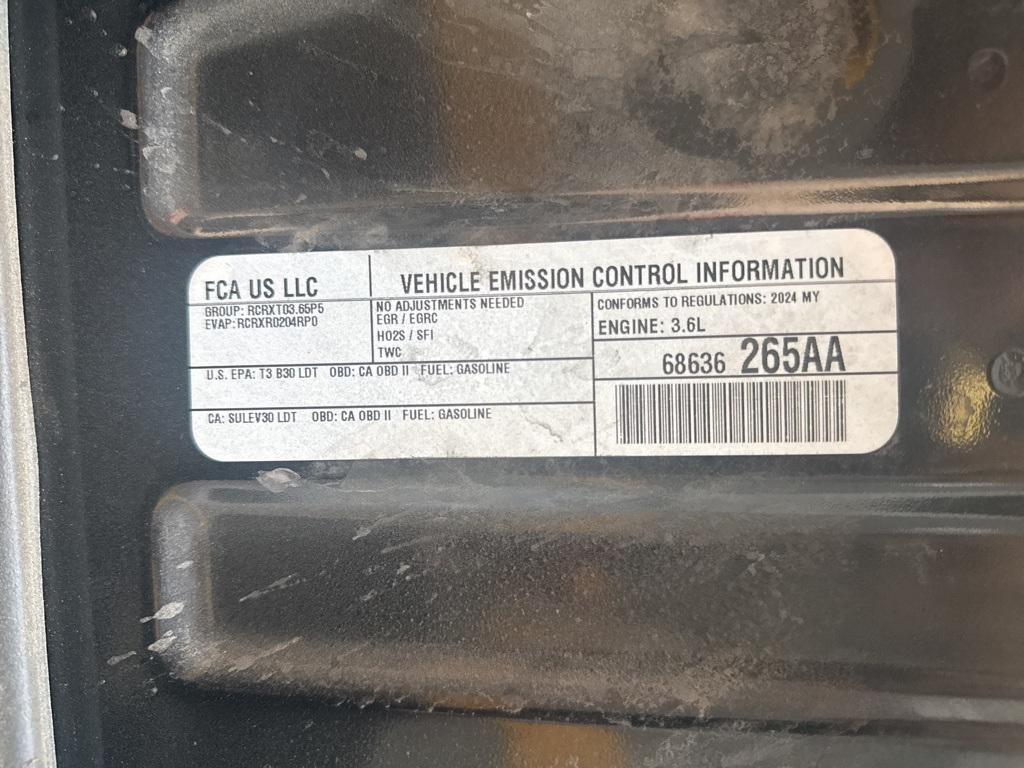 used 2024 Jeep Grand Cherokee car, priced at $36,515