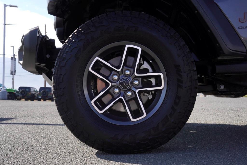 used 2024 Jeep Gladiator car, priced at $43,843