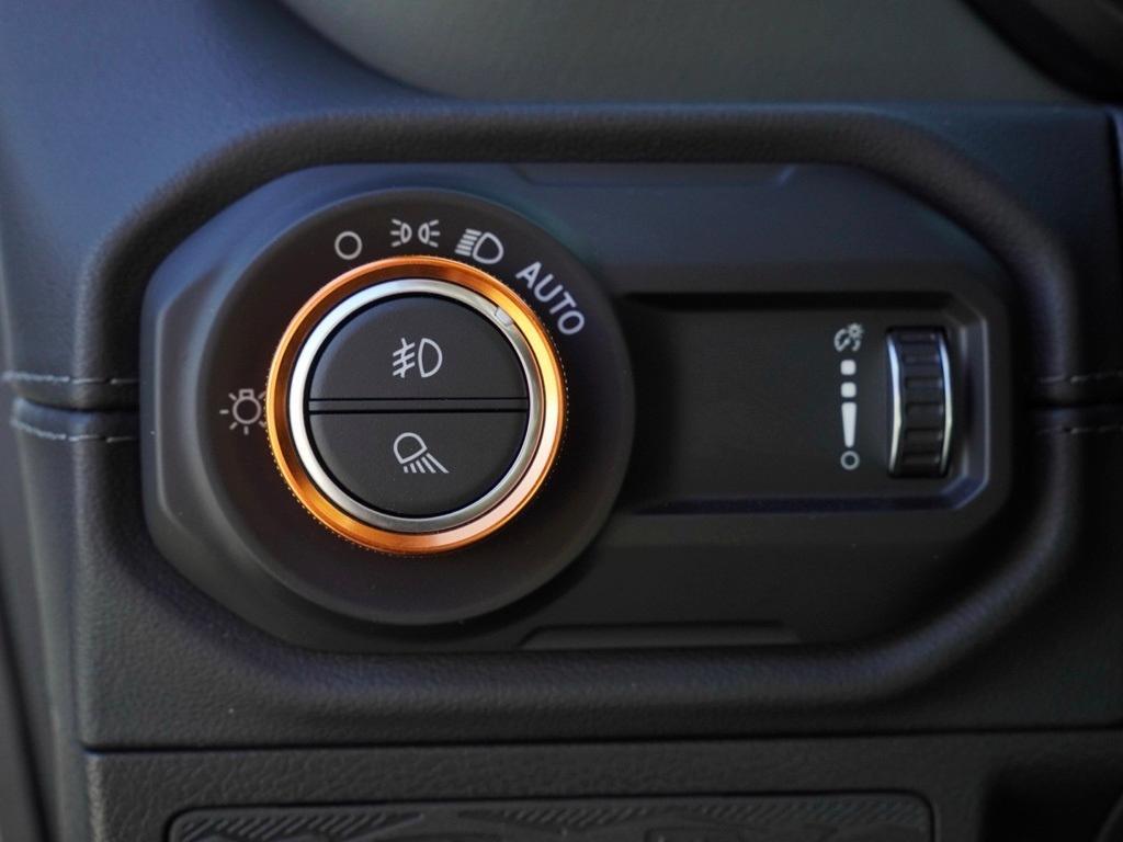 used 2024 Jeep Gladiator car, priced at $43,843