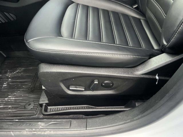 used 2024 Ford Edge car, priced at $28,455