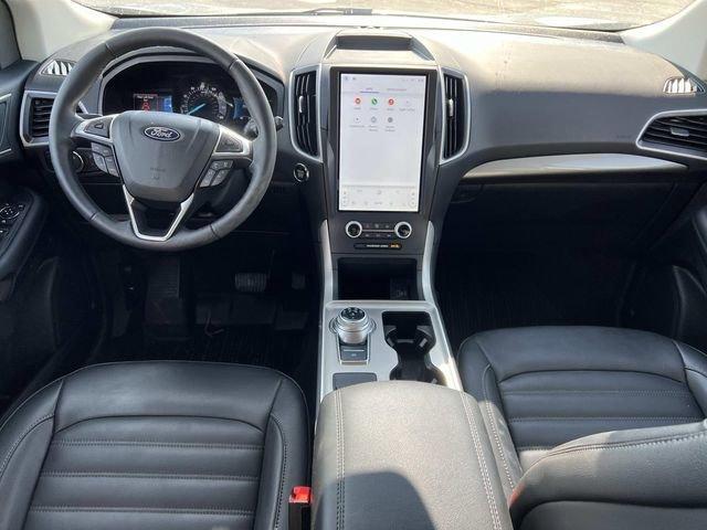 used 2024 Ford Edge car, priced at $29,555