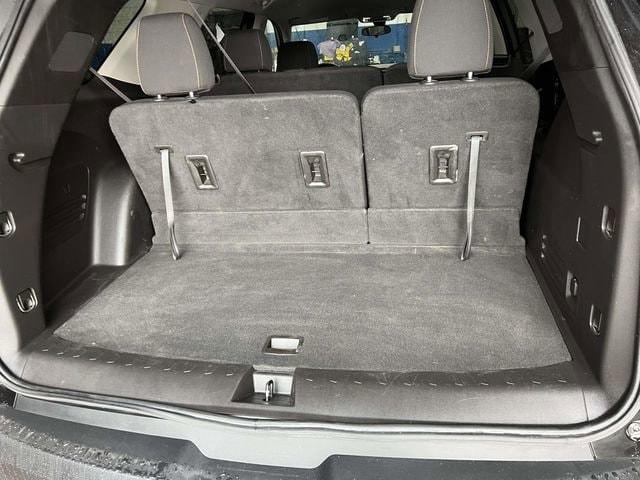 used 2021 Chevrolet Traverse car, priced at $17,000