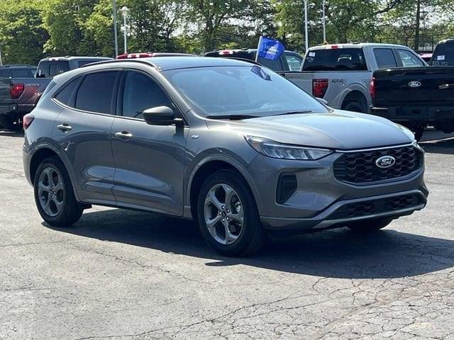 used 2023 Ford Escape car, priced at $25,355