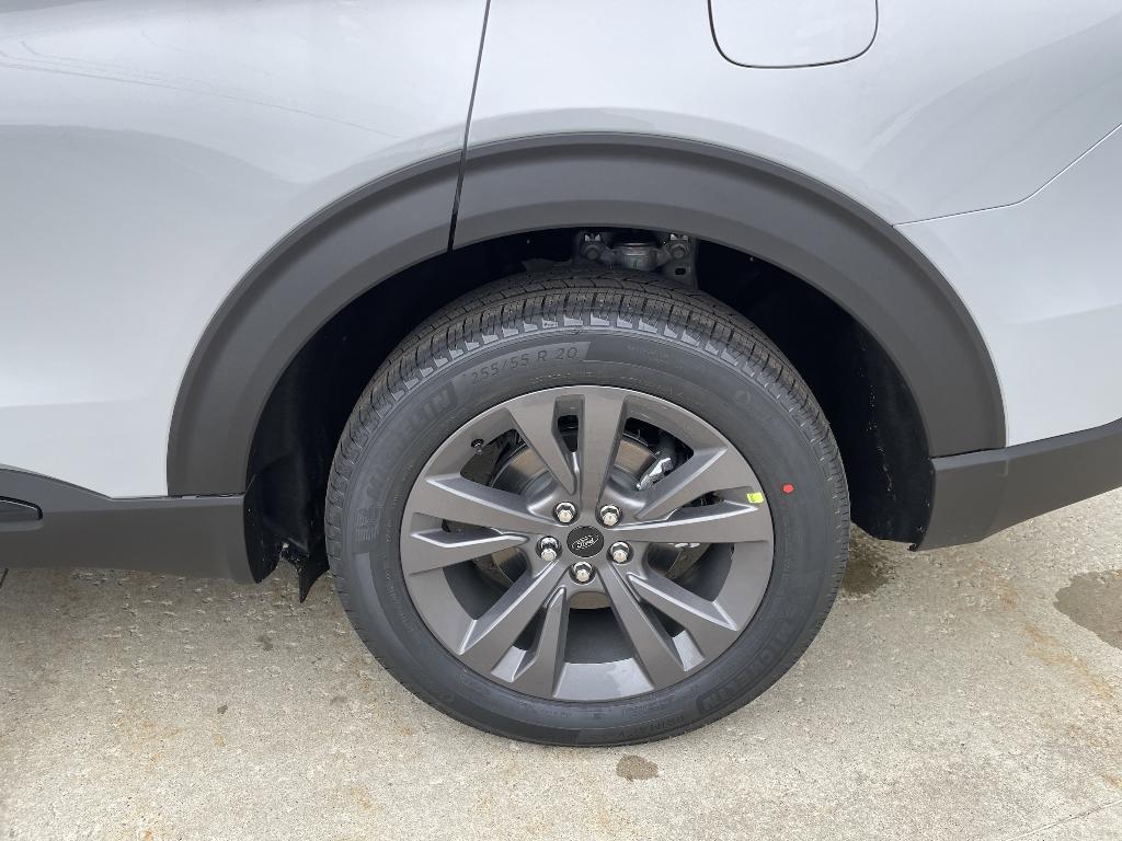 new 2026 Ford Explorer car, priced at $46,523