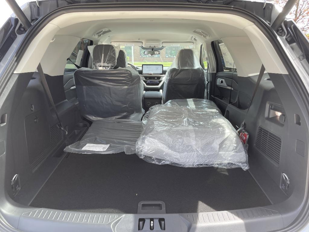 new 2026 Ford Explorer car, priced at $46,535