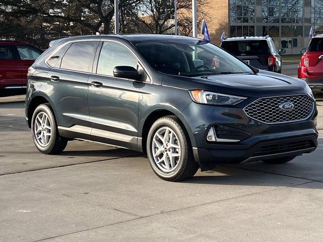 used 2024 Ford Edge car, priced at $26,500
