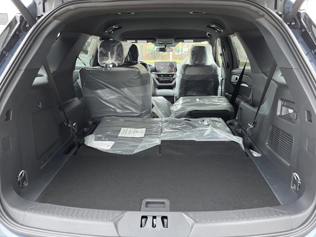new 2026 Ford Explorer car, priced at $47,128