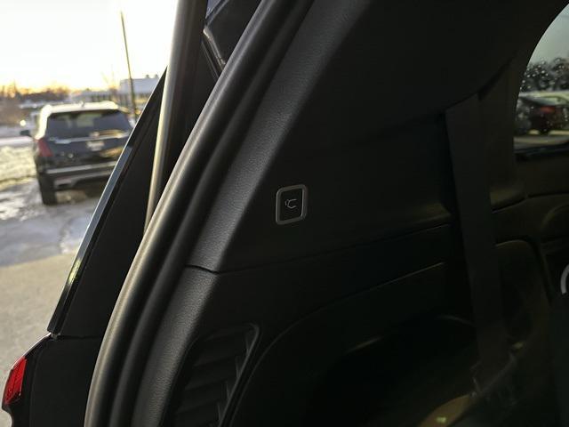 used 2023 Chrysler Pacifica car, priced at $35,441