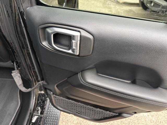 used 2018 Jeep Wrangler Unlimited car, priced at $21,885