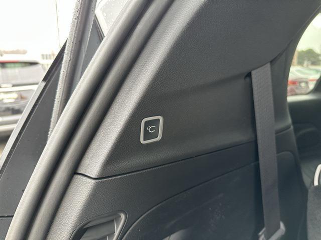 new 2026 Chrysler Pacifica car, priced at $50,928