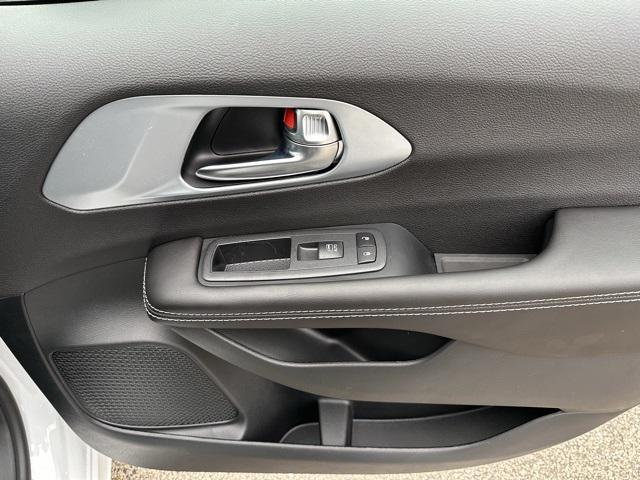 new 2026 Chrysler Pacifica car, priced at $50,928