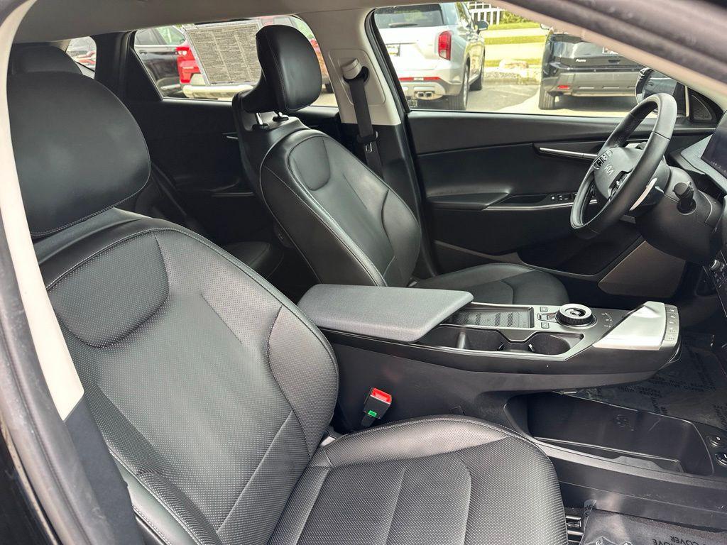 used 2024 Kia EV6 car, priced at $26,493