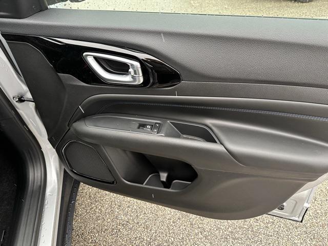 new 2026 Jeep Compass car, priced at $31,361