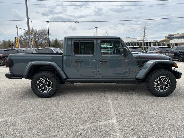new 2026 Jeep Gladiator car, priced at $55,567