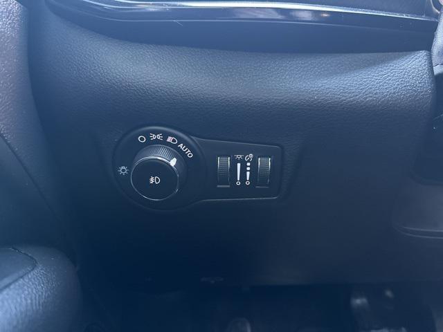 used 2024 Jeep Compass car, priced at $24,887