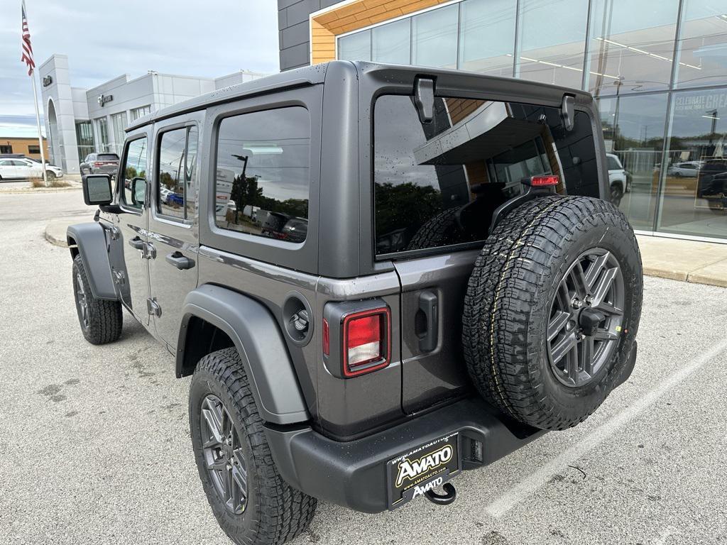 new 2026 Jeep Wrangler car, priced at $47,365