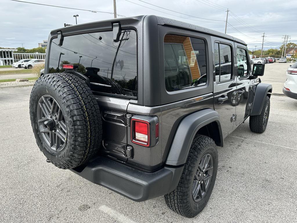 new 2026 Jeep Wrangler car, priced at $47,365