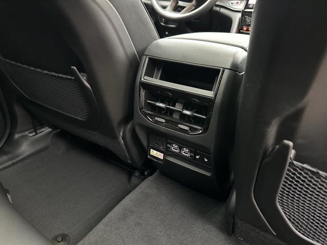 new 2025 Jeep Grand Cherokee car, priced at $49,721