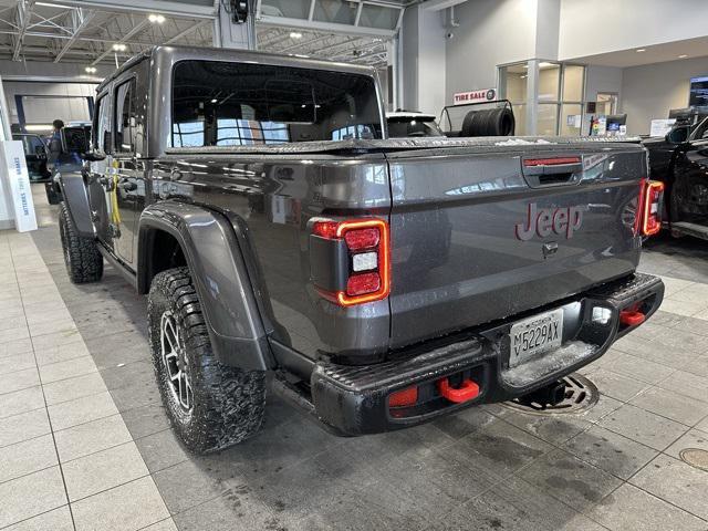 used 2025 Jeep Gladiator car, priced at $49,320