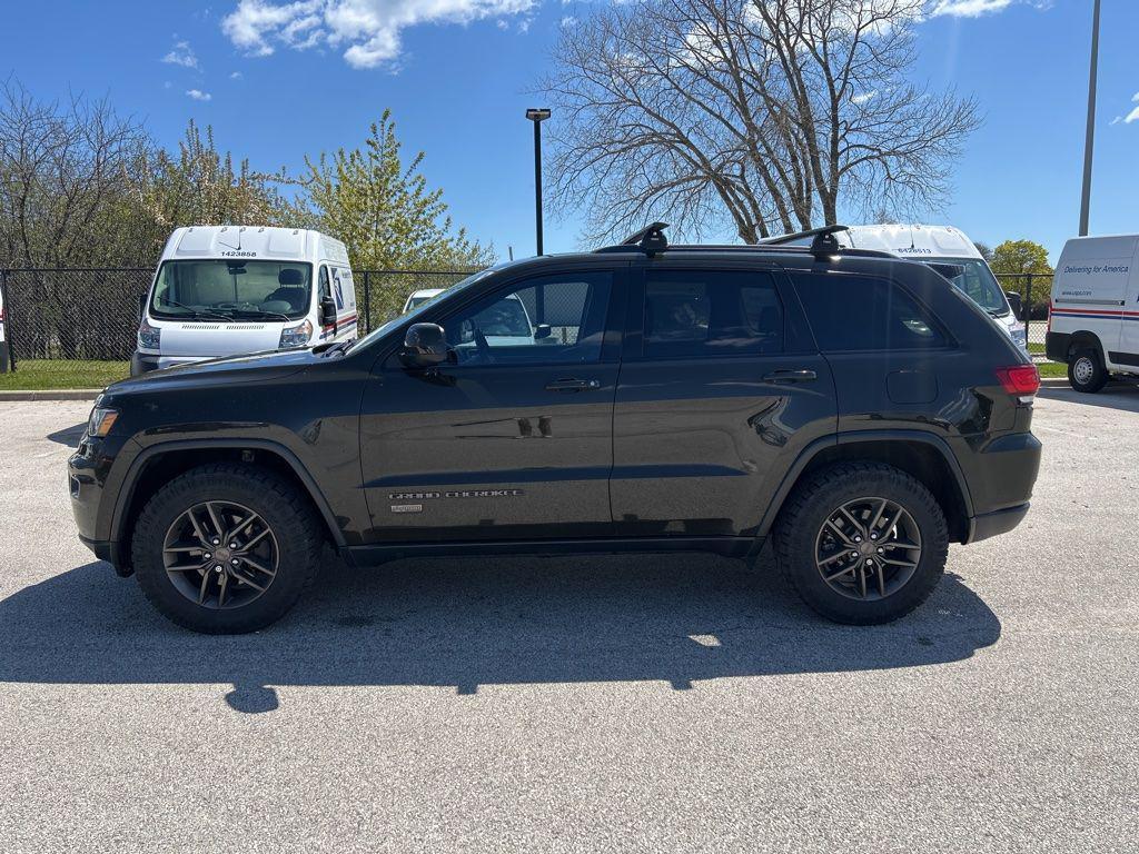 used 2016 Jeep Grand Cherokee car, priced at $9,988