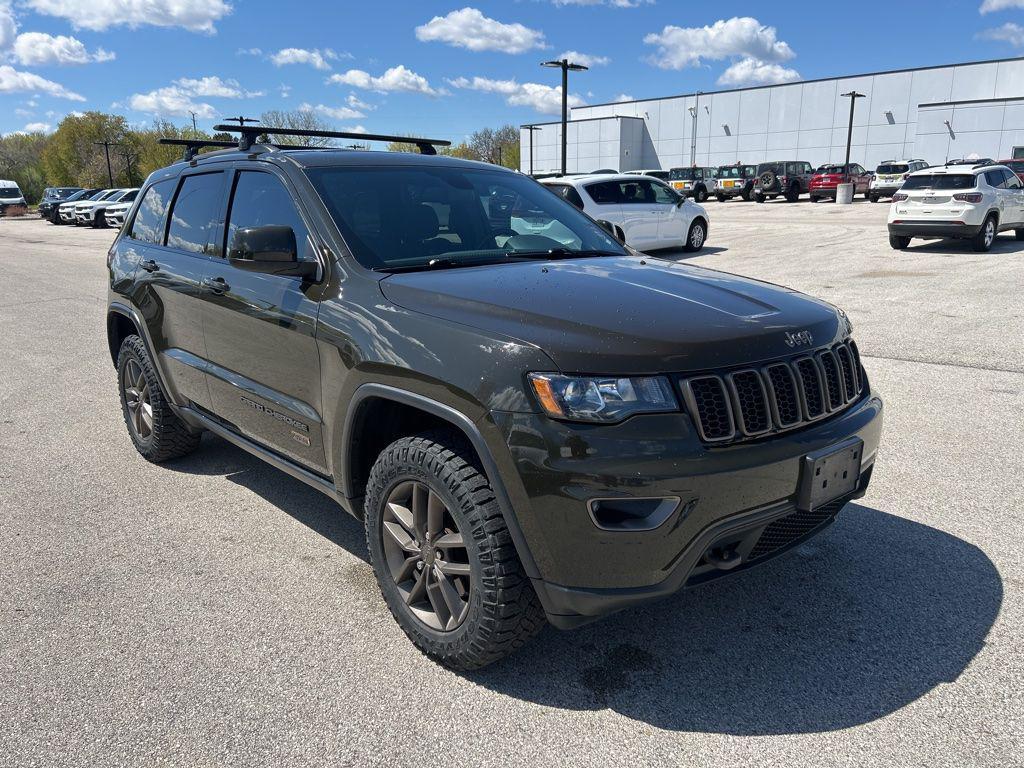 used 2016 Jeep Grand Cherokee car, priced at $9,988
