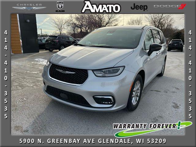 used 2024 Chrysler Pacifica car, priced at $26,486