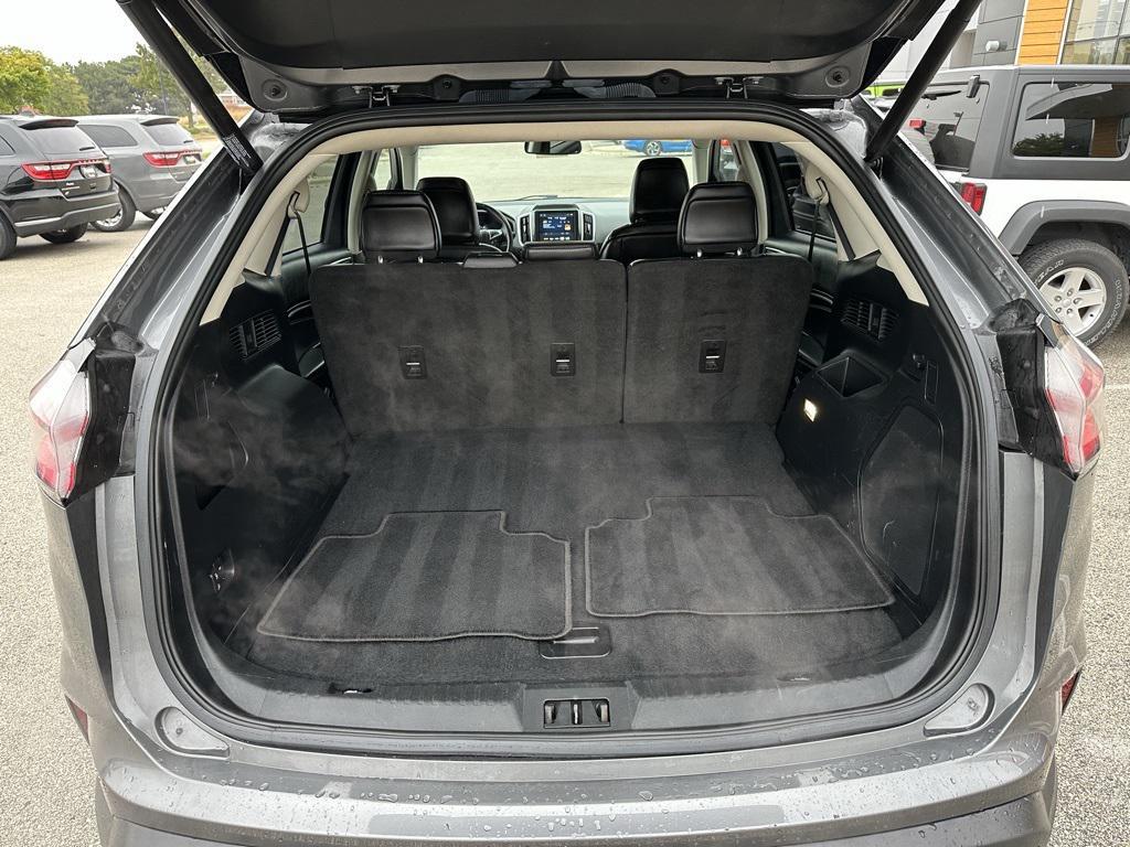 used 2022 Ford Edge car, priced at $20,225