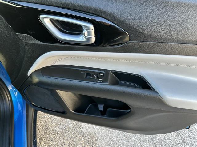 used 2023 Jeep Compass car, priced at $21,111