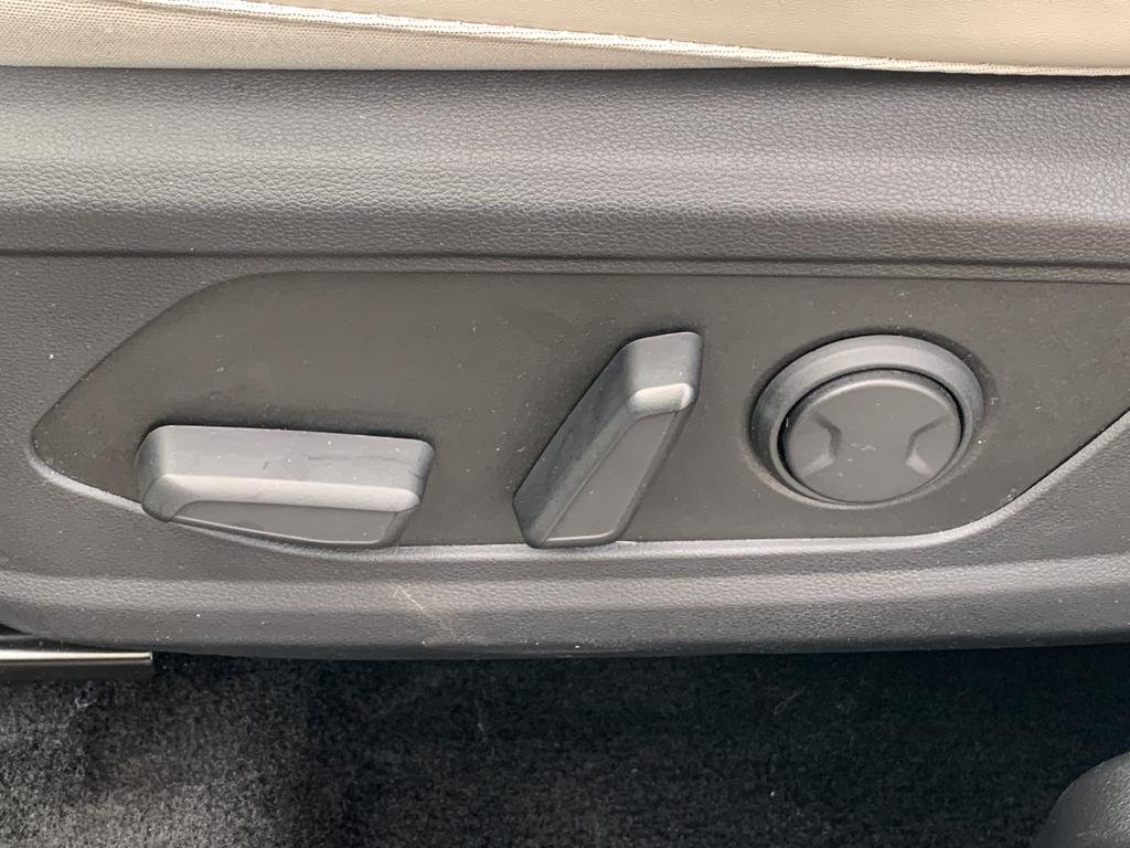 used 2024 Hyundai TUCSON Hybrid car, priced at $26,500