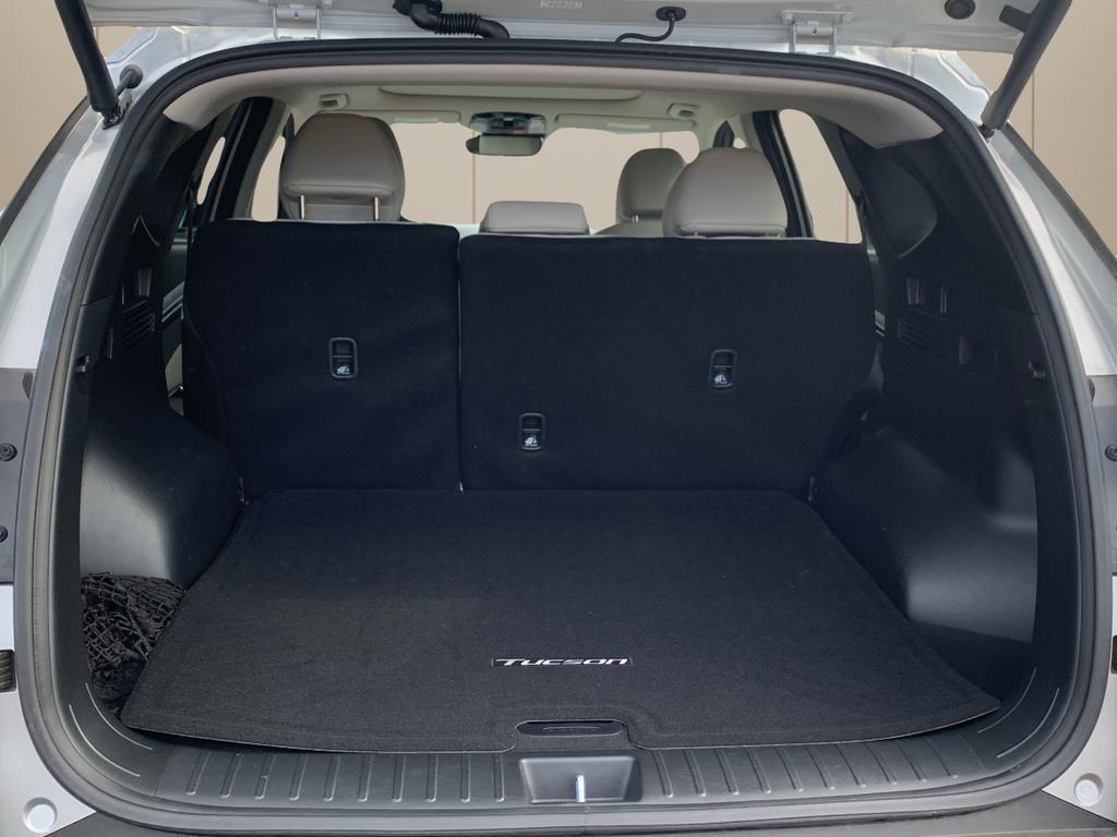 used 2024 Hyundai TUCSON Hybrid car, priced at $26,500