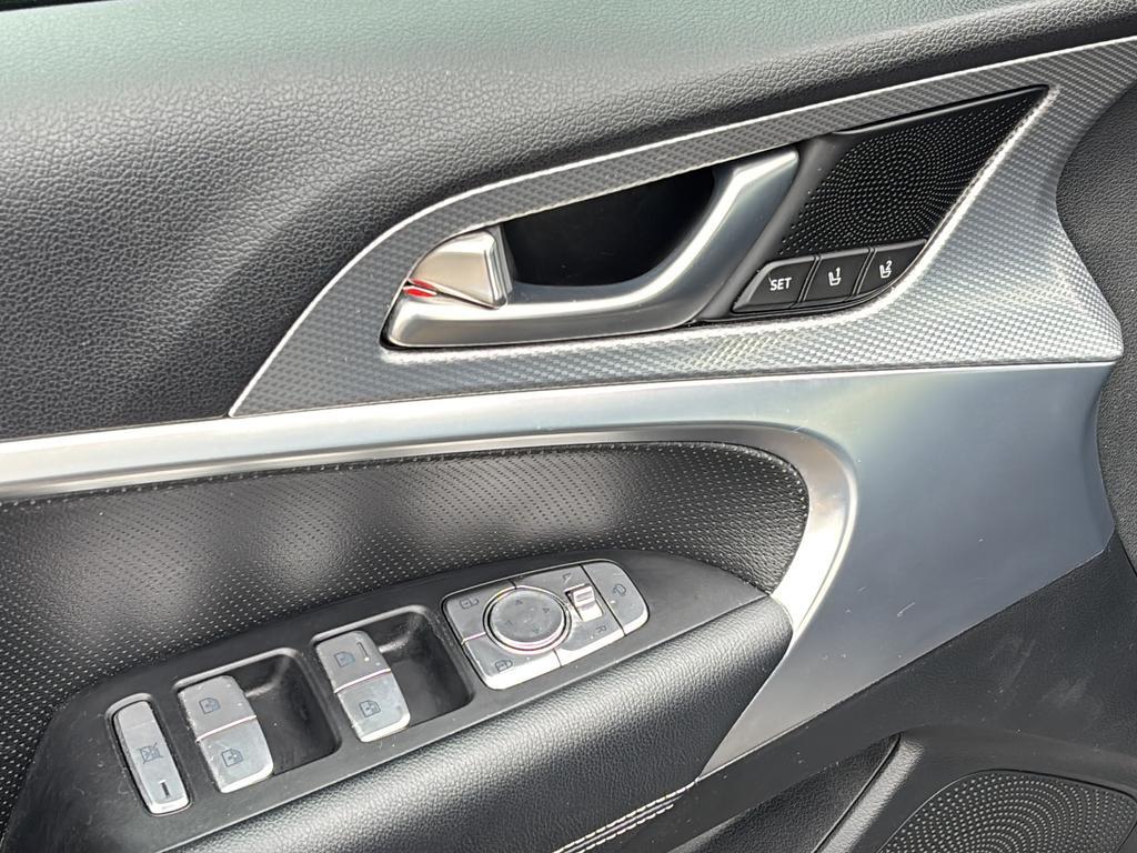 used 2022 Genesis G70 car, priced at $26,700