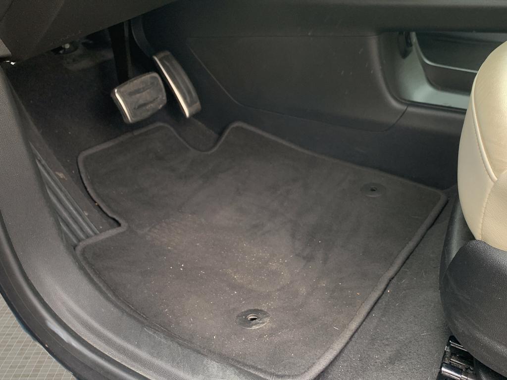 used 2021 Cadillac XT6 car, priced at $27,300