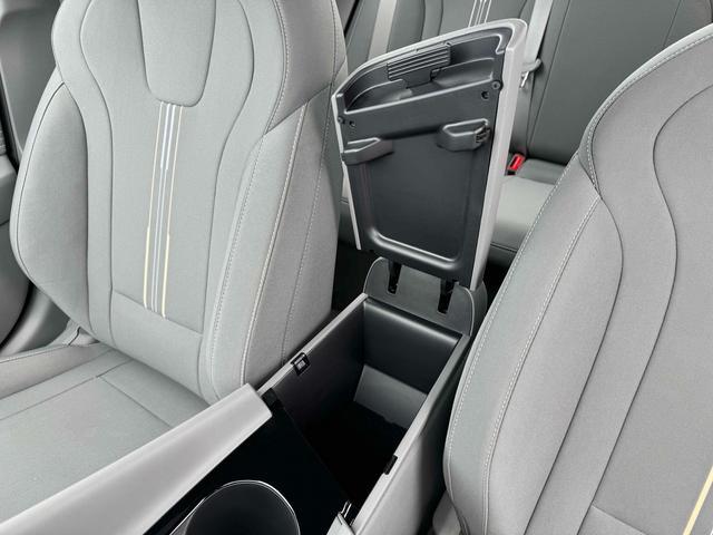 new 2025 Hyundai ELANTRA HEV car, priced at $25,225