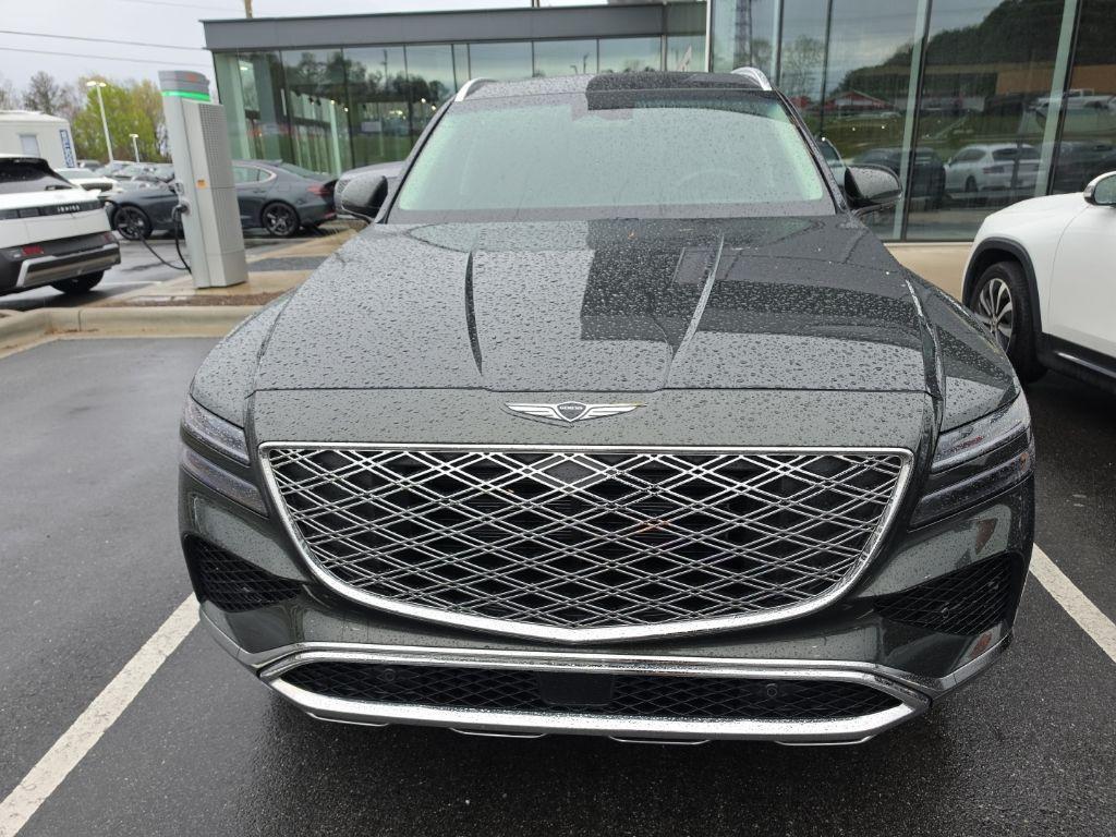 used 2025 Genesis GV80 car, priced at $52,700