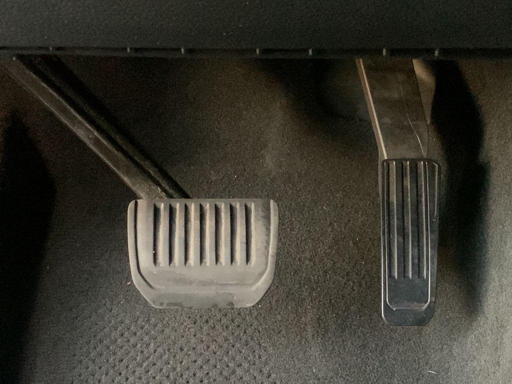 used 2024 Jeep Grand Cherokee car, priced at $28,300