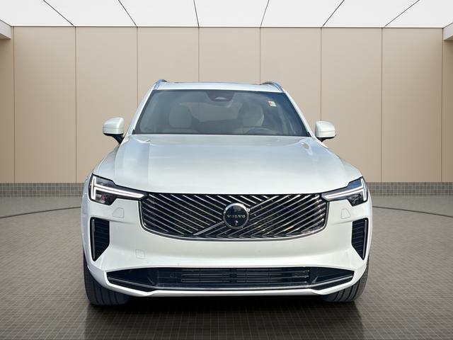 used 2025 Volvo XC90 Plug-In Hybrid car, priced at $62,000