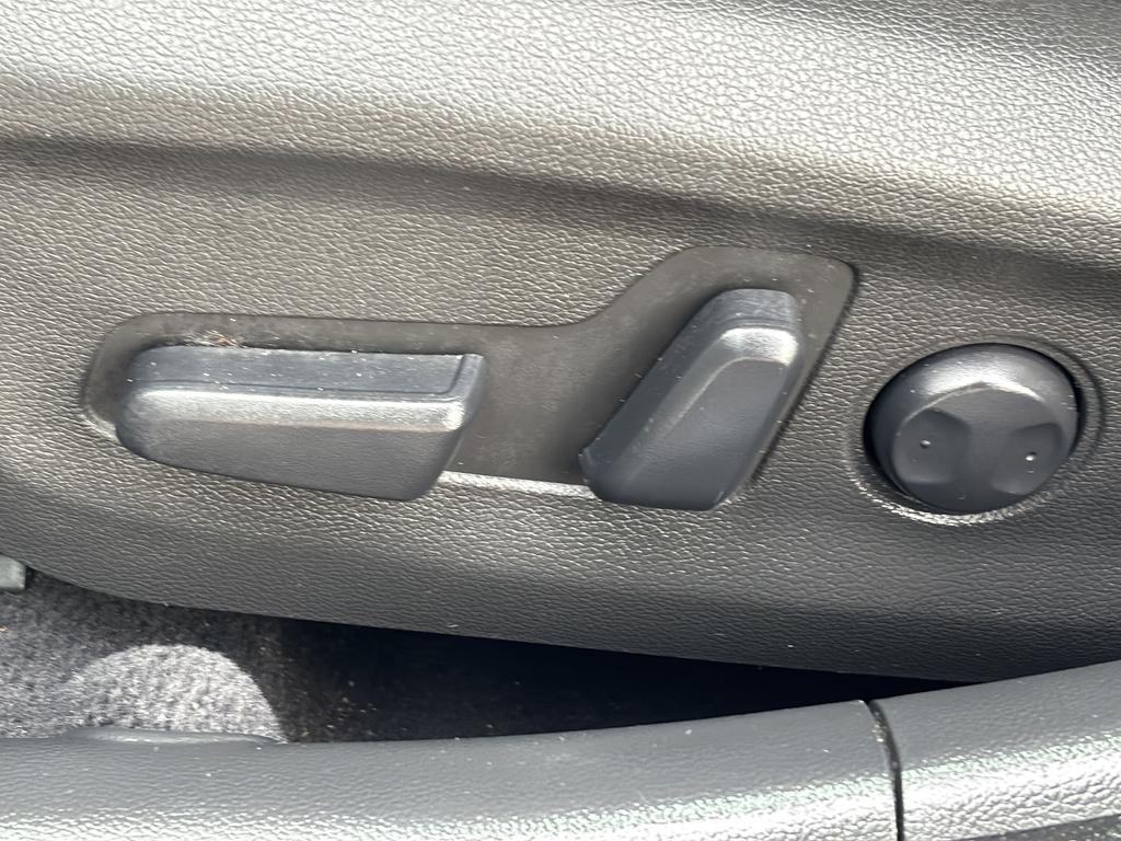 used 2020 Hyundai Elantra car, priced at $14,755