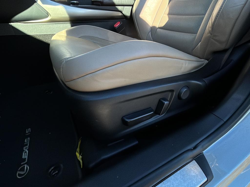 used 2020 Lexus IS 300 car, priced at $25,499