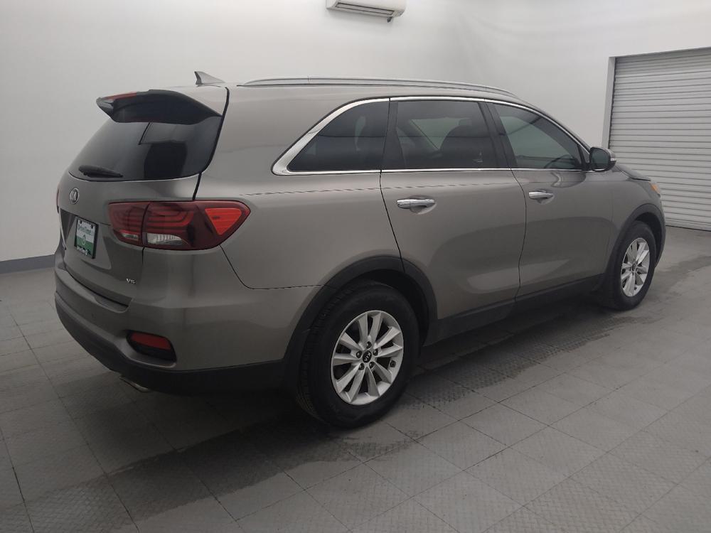 used 2019 Kia Sorento car, priced at $18,395