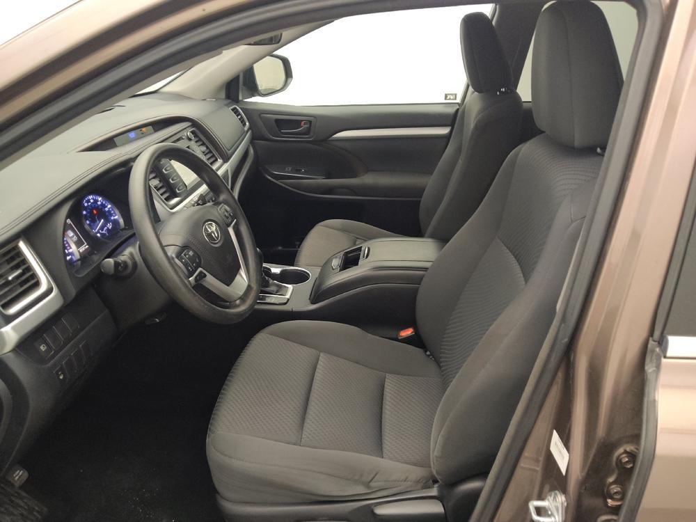 used 2018 Toyota Highlander car, priced at $23,195