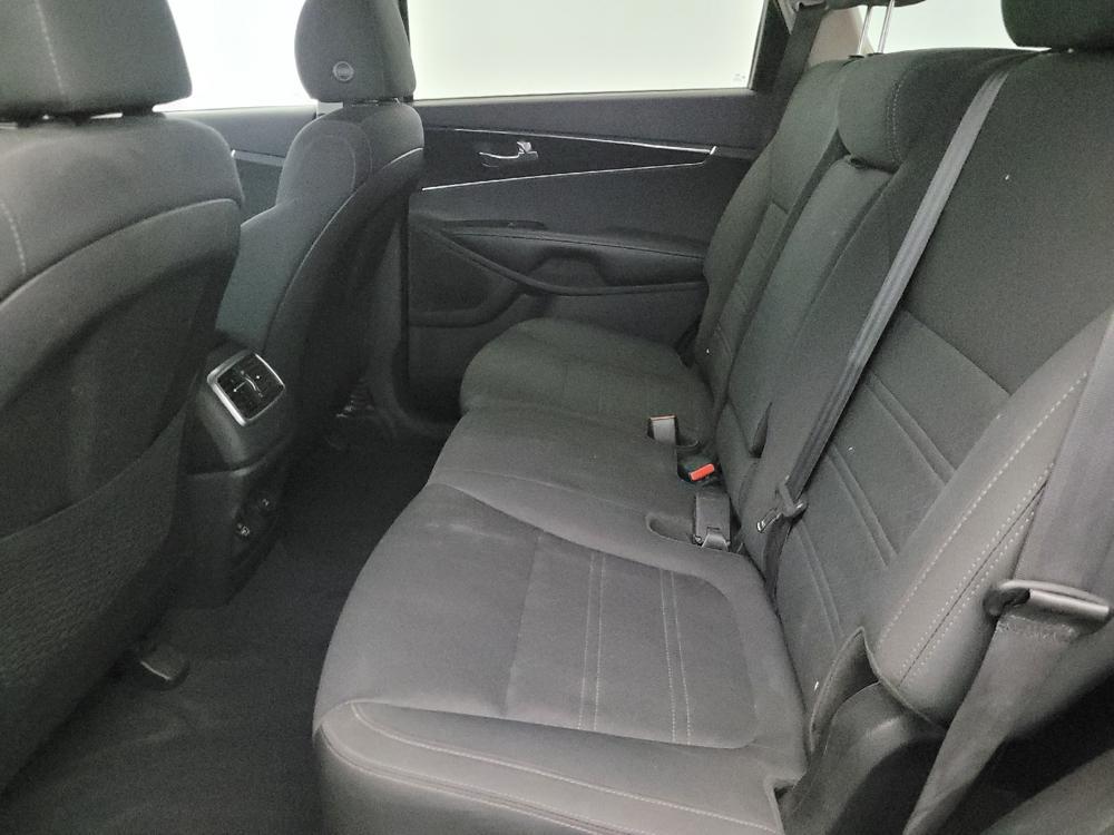 used 2020 Kia Sorento car, priced at $20,095