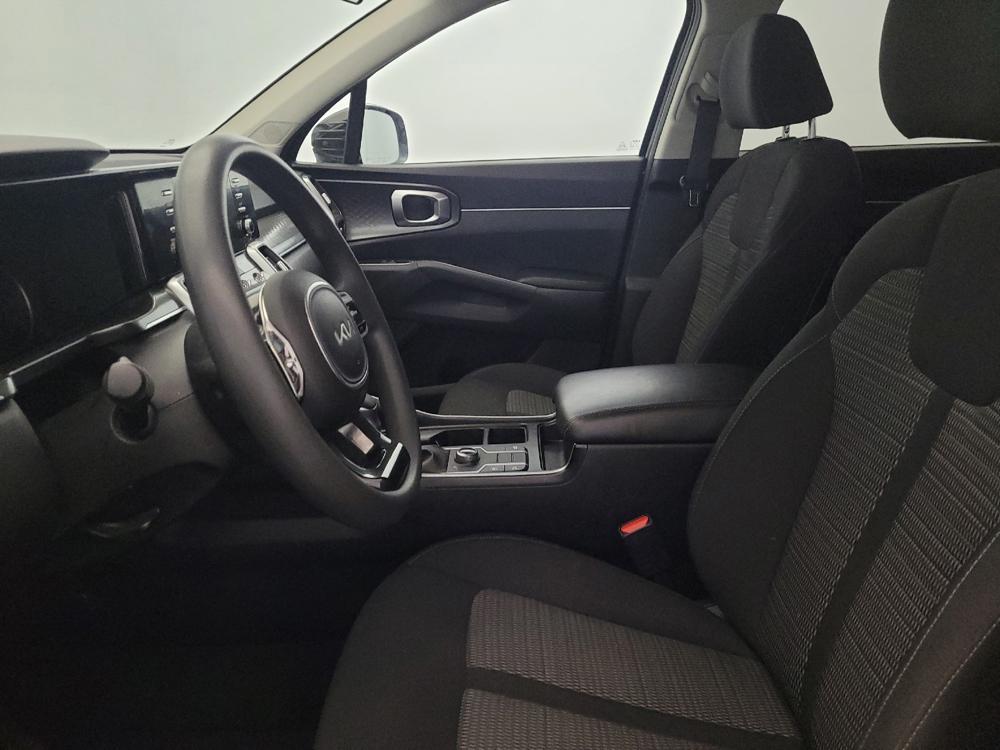 used 2022 Kia Sorento car, priced at $25,895