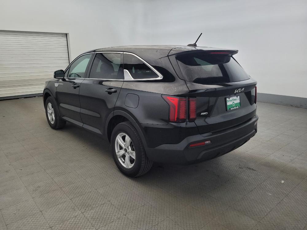 used 2022 Kia Sorento car, priced at $25,895