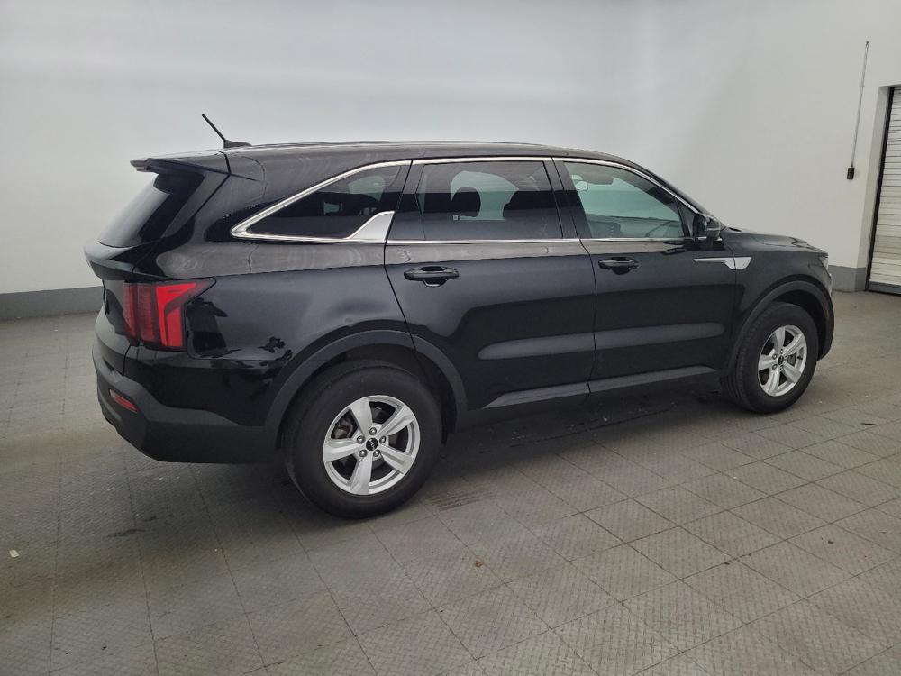 used 2022 Kia Sorento car, priced at $25,895