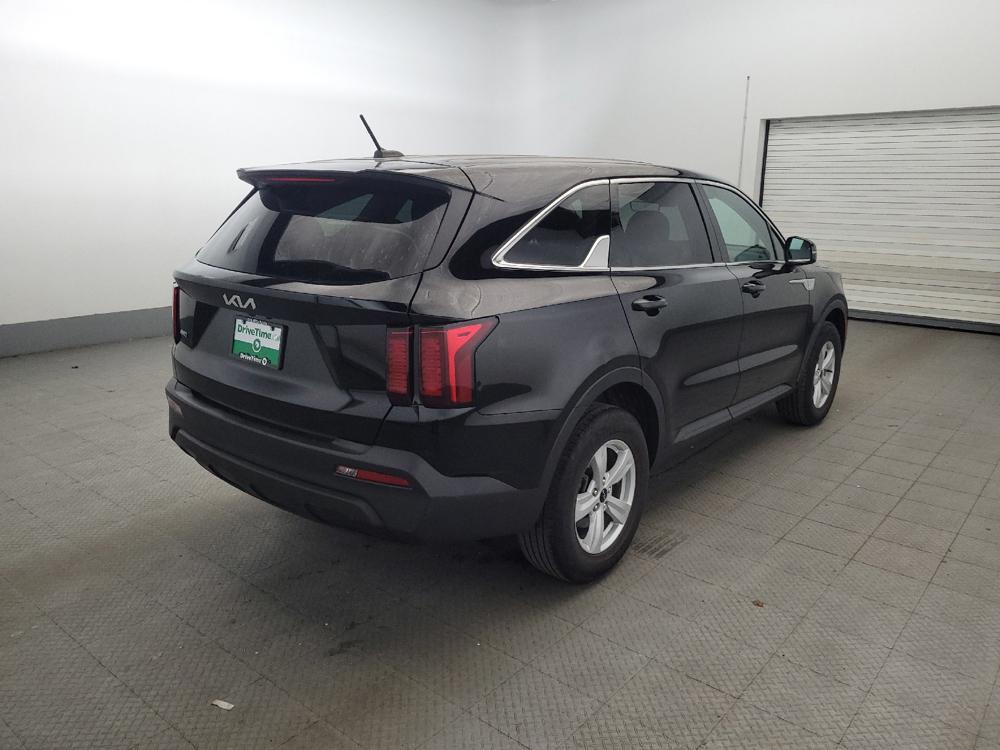 used 2022 Kia Sorento car, priced at $25,895