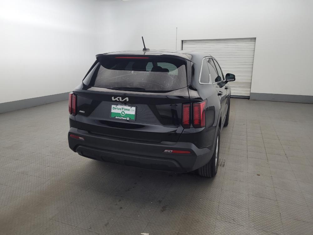 used 2022 Kia Sorento car, priced at $25,895