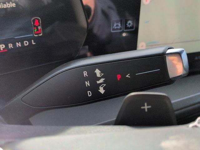 new 2026 Chevrolet Traverse car, priced at $43,277